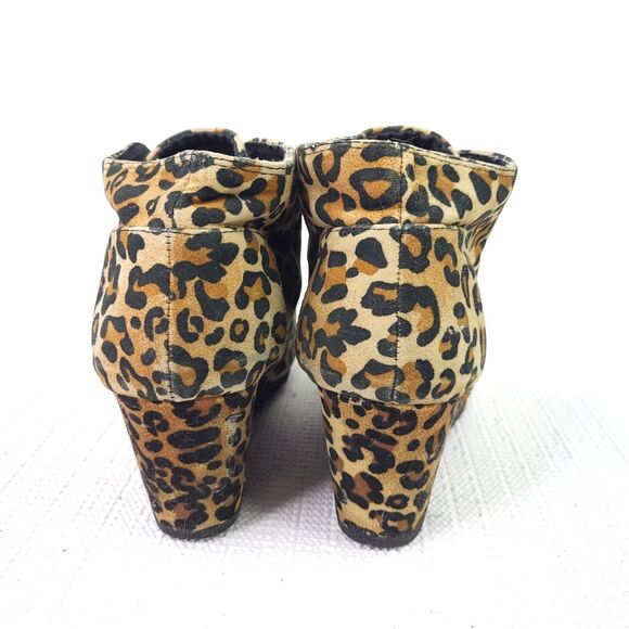 Qupid Wedge Booties Leopard Print Lace Up Ankle Boots Shoes Womens Size 6 - Picture 4 of 5
